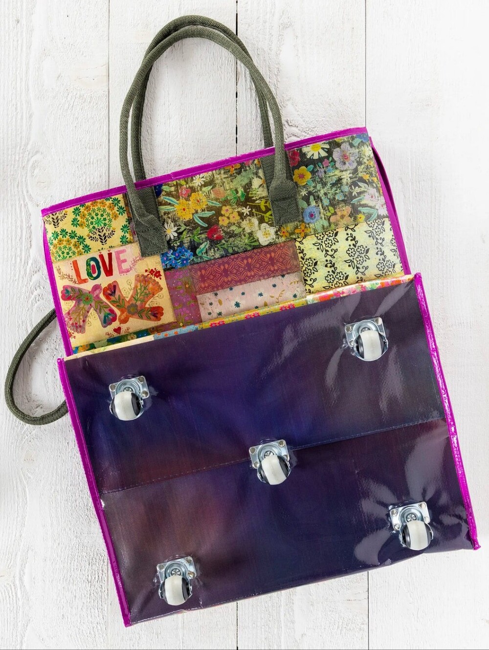 NWT Americana Patchwork XL Rolling Tote Bag - Picture 3 of 4